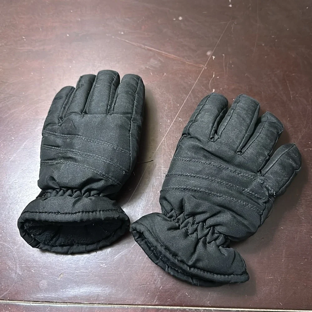 Youth snow gloves